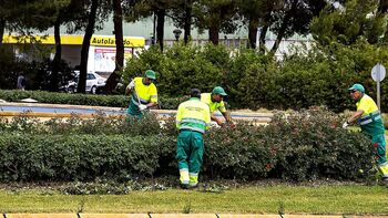 La capital aumentará las zonas verdes que gestiona la contrata