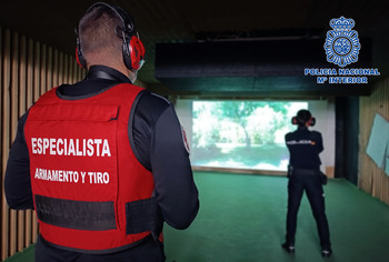 La Policía Nacional estrena una galería de tiro virtual