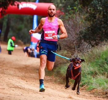 Pedro Hervás y Pancho, subcampeones del mundo de canicross