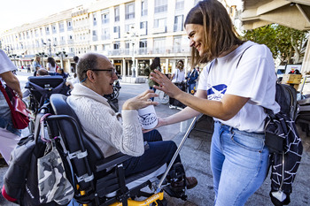 Aspacecire baila en el Día de la Parálisis Cerebral