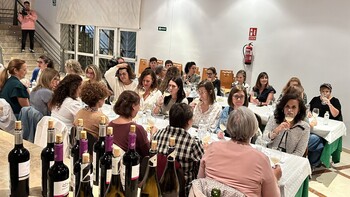 Una cata de vinos conmemora el Día de las Mujeres Rurales