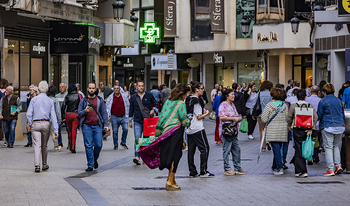 Más de media provincia vive en el mismo municipio donde nació