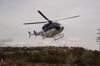 Herido tras caer desde un tejado de una nave en Cifuentes