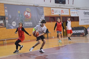 Éxito en el I Torneo de Navidad Basket Puertollano