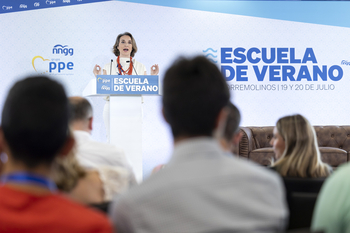 Gamarra denuncia la falta de política migratoria en España