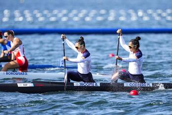 María Corbera y Antía Jácome acaban sextas en la C2 500