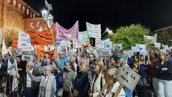 Torrenueva clama contra la minería de tierras raras