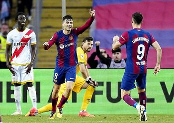 El Barça se blinda tras los muros de Montjuïc