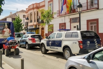 Les detienen por liarla en un bar y robar en un coche