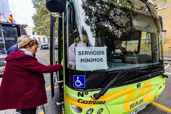 CSIF cifra seguimiento del paro del transporte urbano en 95%