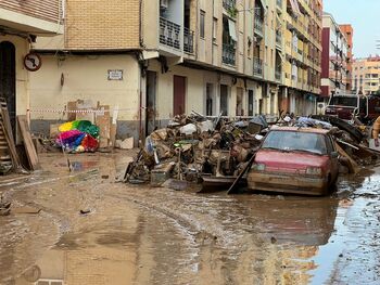 Paro de diez minutos en solidaridad con Valencia