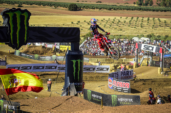 Jorge Prado gana la carrera de clasificación en Cózar