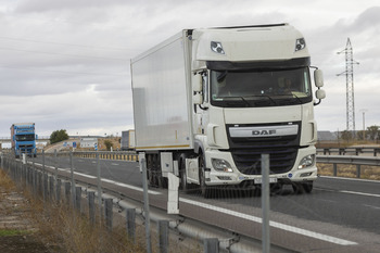 Transporte de mercancías sube casi un 14% el sueldo hasta 2027