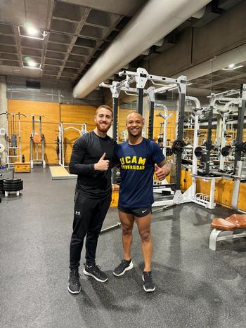 Expósito acude a París con el equipo de taekwondo y Ray Zapata