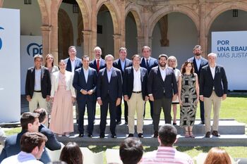 Las comunidades del PP firman el pacto para una EBAU común