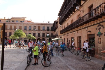 El Día de la Bicicleta reúne a un centenar de usuarios