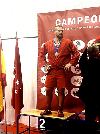 Samuel Ortega, plata en el Nacional de Sambo