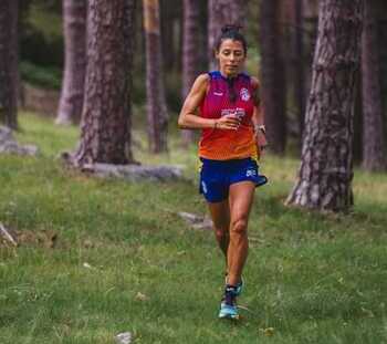 Gemma Arenas y Jesús Gil disputan el Mundial Skyrunning