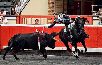 Villarrubia acoge la despedida de Pablo Hermoso de Mendoza