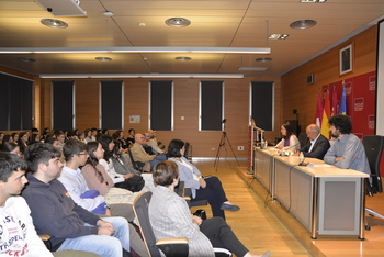 Neuróloga Alicia González abre el ciclo Avances en Biomedicina