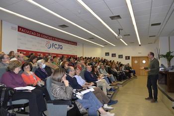 Químicas refuerza sus vínculos con el tejido social