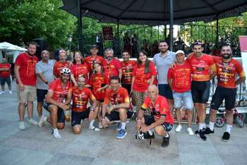 Villarrubia recibe con emoción a la Vuelta a España Ultreya
