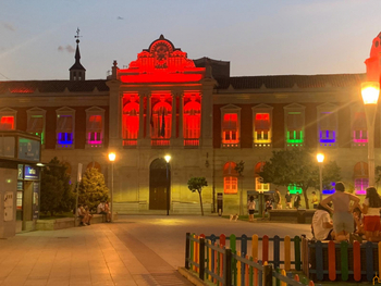Vox rechaza que la Diputación se ilumine con colores LGTBI+