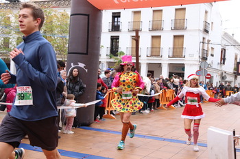 Manzanares corre por la Navidad:deporte, disfraces y solidaria