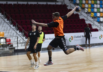 Pepe Mora jugará en el OAR Coruña