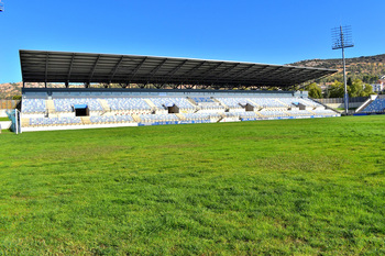 El césped del estadio del Cerrú ya está a punto