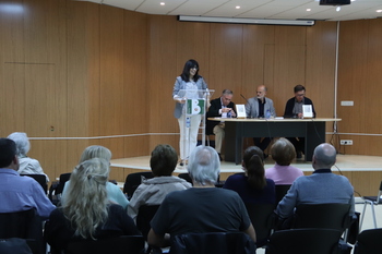 Cuentacuentos y presentaciones en el Día de la Biblioteca