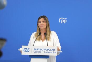 El PP acusa a Page de habilitar con Sánchez el aeropuerto