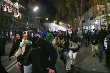 43 detenidos en una protesta frente al Parlamento de Georgia