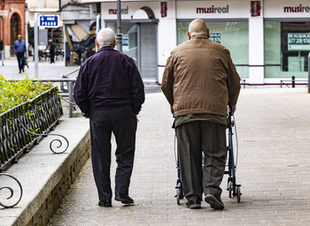 Los mayores centenarios serán el triple en quince años