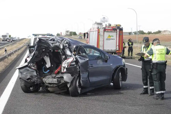 Dos fallecidos tras una colisión en la A-4 por Membrilla