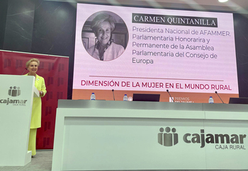 Quintanilla aborda el futuro de las mujeres rurales