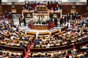 Chassaigne lidera la votación presidencial en Francia