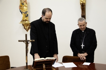 Óscar Miguel Casas jura su cargo como vicario de Pastoral