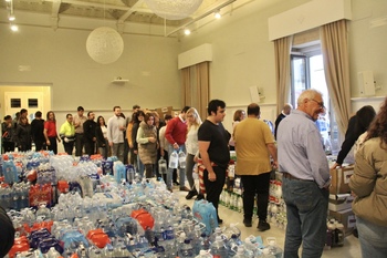 Alcázar envía alrededor de 20 toneladas de ayuda por la DANA