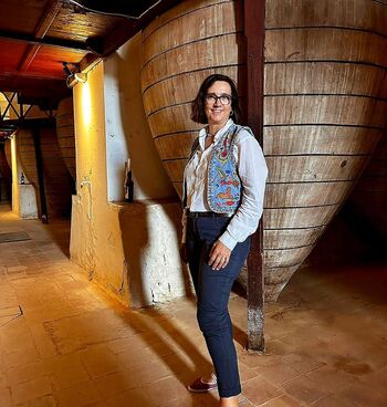 Garcinuño: «Me ha fascinado ver las bodegas llenas de tinajas»