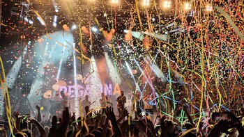 Fiestón total con La Pegatina en la Feria de Manzanares