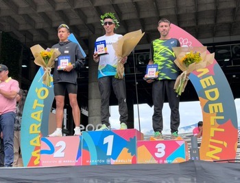 'Chiki' Pérez, tercero en la Media Maratón de Medellín