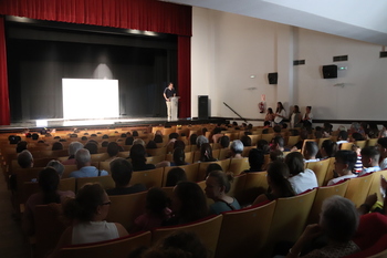 La escuela de verano acoge a más de 250 menores este verano