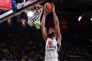 El Baskonia muere en la orilla en Bolonia