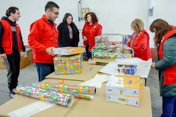 Apoyo a la campaña de juguetes de Cáritas y Cruz Roja