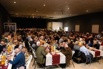 Los mayores de Pozuelo disfrutan de la Comida de Reyes